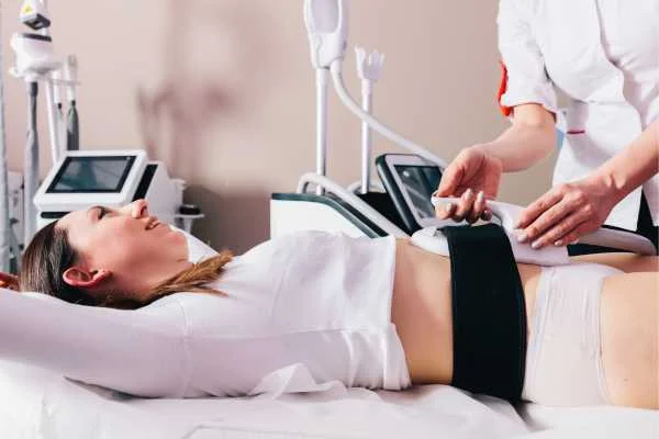 woman having body sculpting to help improve her body image and her mental health Wakefield