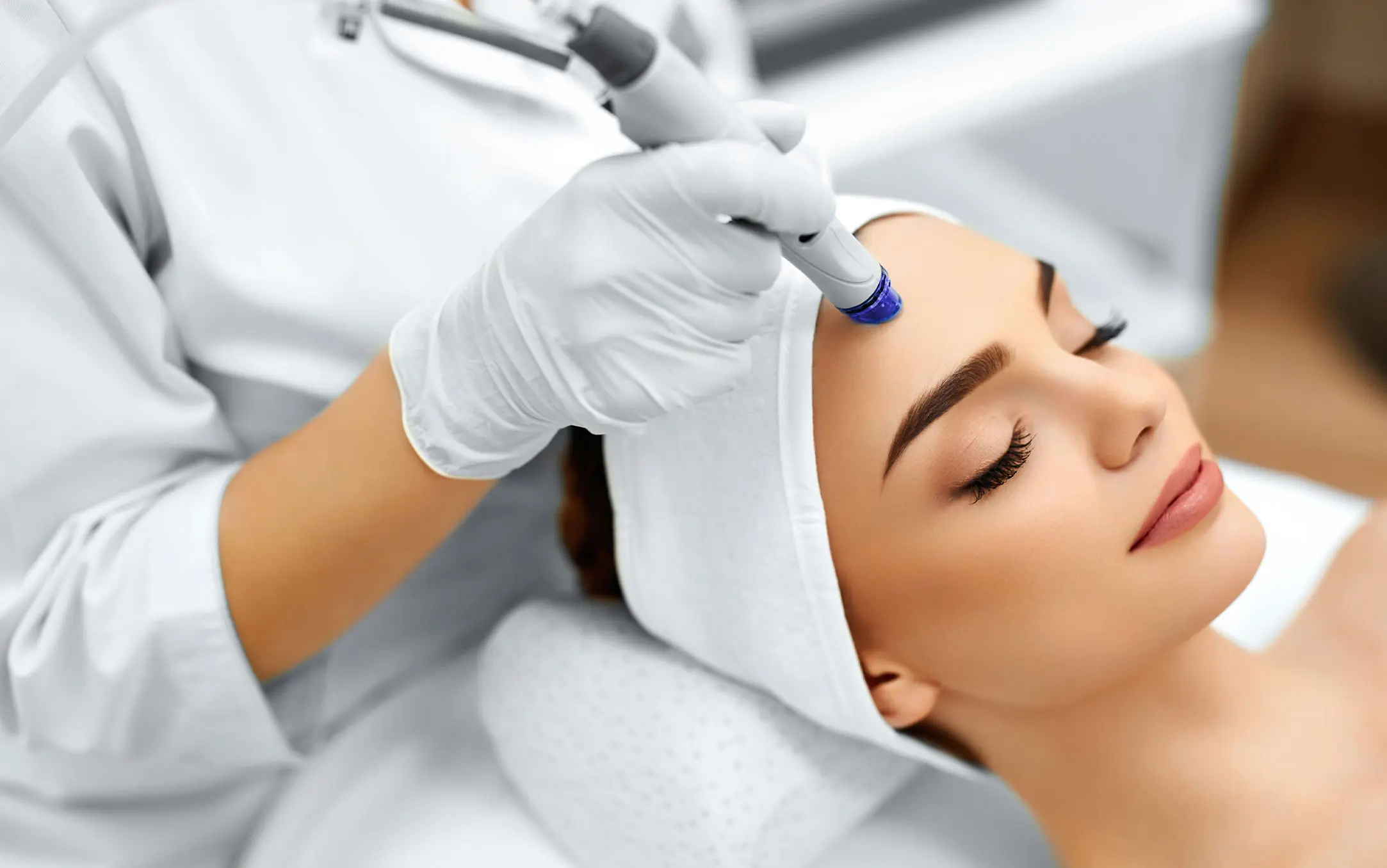 What Is Collagen Lift Therapy and How Can It Help Ageing, Loose Skin Wakefield?